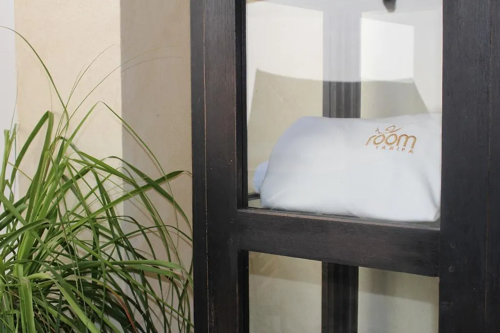 Room Tarifa