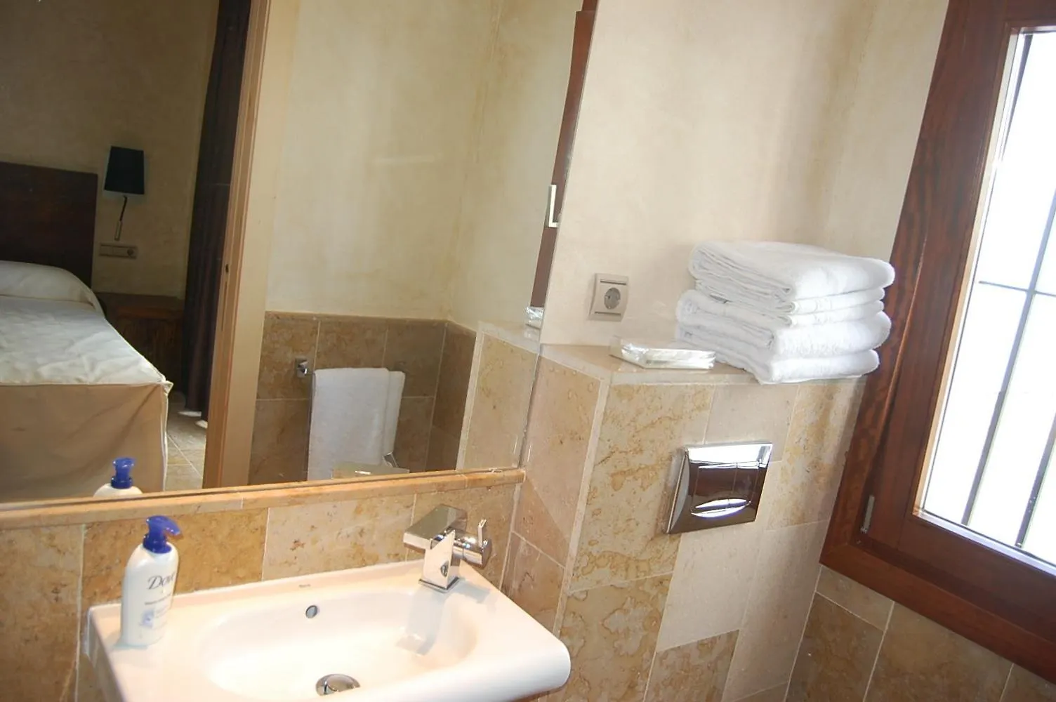 Room Tarifa 0*,